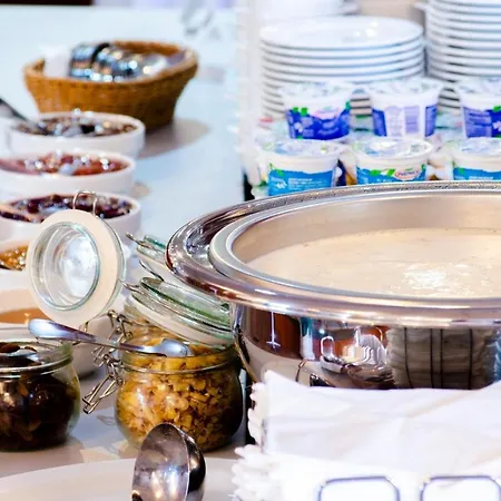 מלון Astor