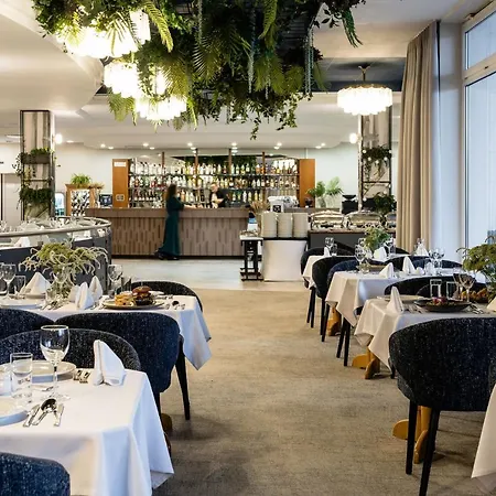 Astor Hotel 3*