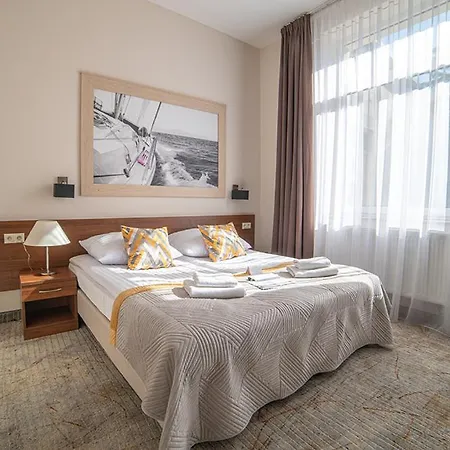 Hotell Astor 3*