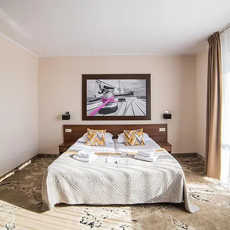 Astor Hotel 3*